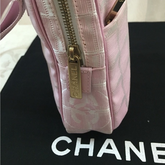 🆕 Chanel New Travel Line crossbody bag - Picture 4 of 7